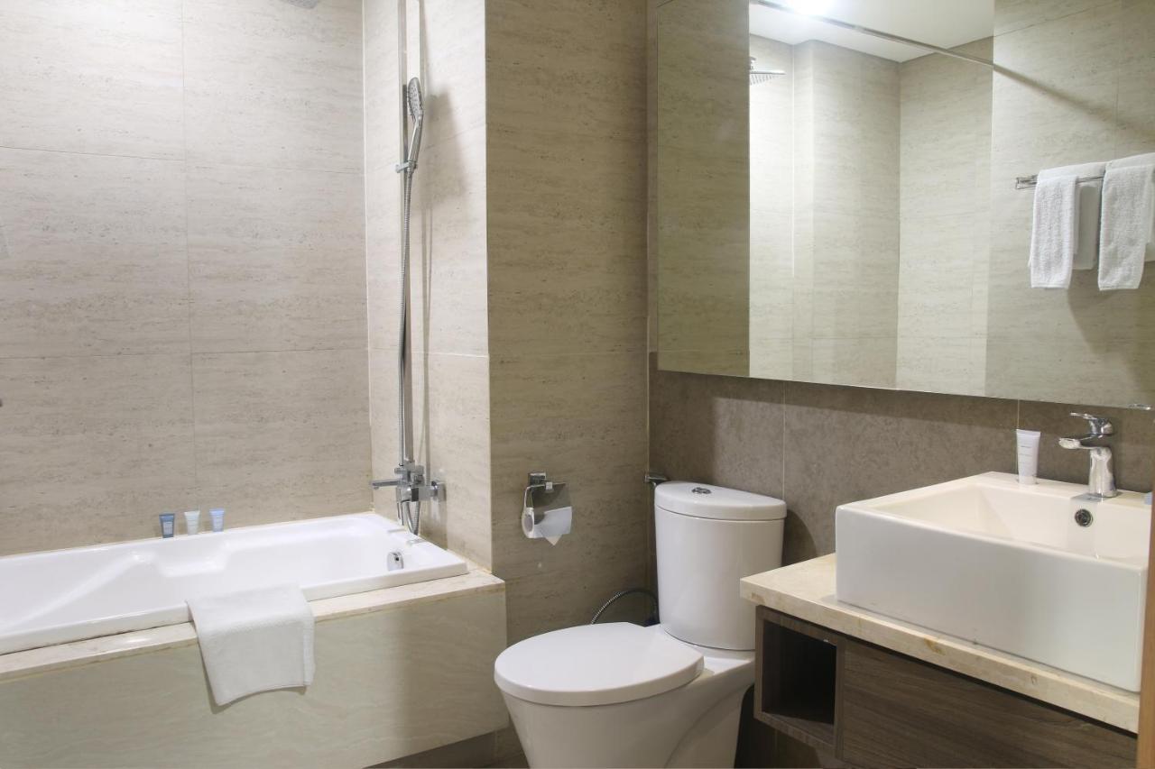 Graha Makara Suite Hotel & Residence Cikarang Eksteriør bilde