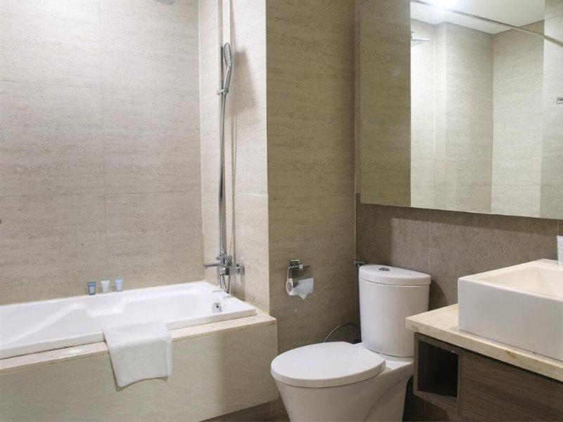 Graha Makara Suite Hotel & Residence Cikarang Eksteriør bilde